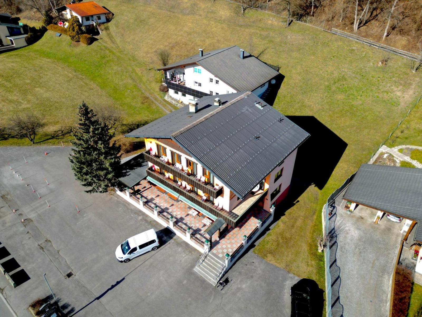 Pension Plattenhof Telfs Eksteriør bilde